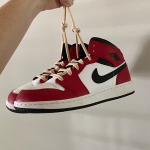 Air Jordan 1 mid 6Y… 7.5 in women’s